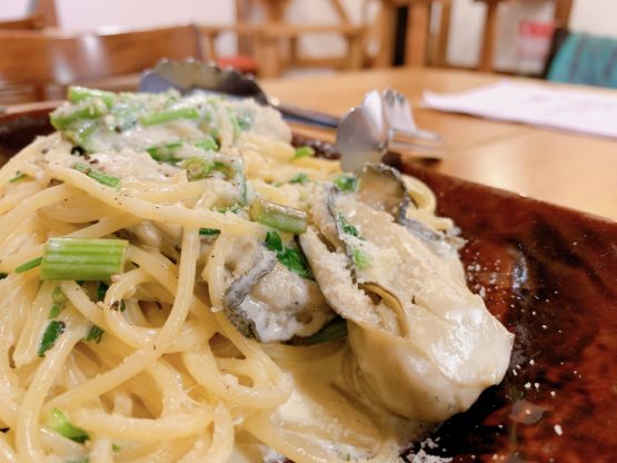 牡蠣のクリームパスタ